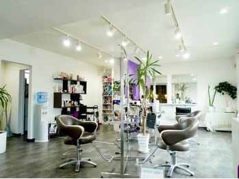 シムク(shi mu ku)の写真/幅広い年齢層のお客様から絶大な支持を受ける《Hair shi・mu・ku》あなたの理想のスタイルを叶えます♪