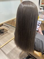 シダミノオ(sida MINOH)&nbsp;ブリーチ履歴の髪に透明感カラー