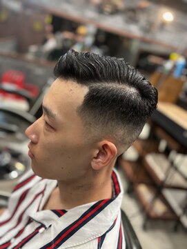 フォーコーナーズカットショップスリーセント 栄(FourCornersCutShop 3/cent) サイドパート