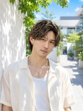 ブリリアント ヘアー ダイヤ(Brilliant Hair Dia) 20代メンズ向け夏ウルフパーマ|ハイライトで魅せる色気ヘア
