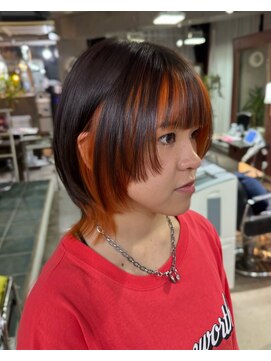 モモ(momo) 人気インナーカラー/イヤリングカラー