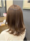 アッシュベージュ×くびれミディアム
