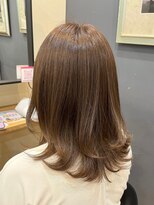 アルター(aL ter)&nbsp;アッシュベージュ×くびれミディアム