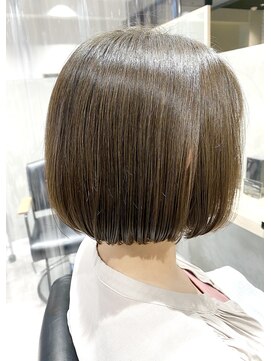 シャルムドゥグランシー(CHARME de granci.) 丸みのあるボブ