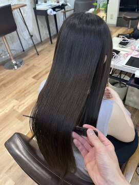 ハグ 横浜(HUG) 縮毛矯正がキマれば艶はずっと長持ち☆