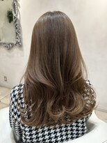 ザックラフィネ(ZACC raffine)&nbsp;韓国/くびれヘア/ふんわりカール/ベージュカラー/トリートメント