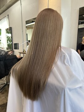 イット(it.) kana ケアブリーチ ダブルカラー ミルクティーベージュ