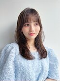 ベージュインナーカラーショートボブレイヤーミディアム前髪