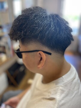 ノビー(Nobby) スキンフェード×ツイストパーマ