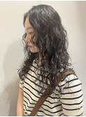 長持ちエアウェーブ顔周り小顔レイヤー黒髪ロングウェーブパーマ