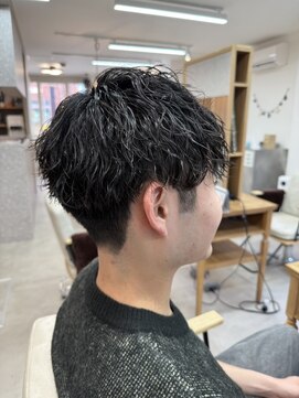 ロッコ 船橋駅(Rocco) ツイストスパイラル メンズパーマ 刈り上げマッシュ