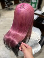 リー ルーチェ 布施(Lee Luce)&nbsp;派手髪ピンク/エンドカラーBLACK