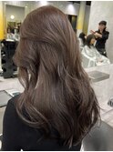 ブラウンベージュ　透明感カラー　レイヤーカット