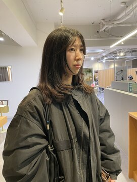 顔周りレイヤー／レイヤーカット／天六