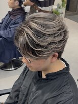 テンバイリップスヘアー(TEN by LIPPS hair)&nbsp;簡単スタイリングシルバーバレイヤージュセンターパート