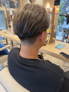 エルア(elua) 刈り上げハイライトマッシュ