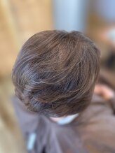 ムニ ミズホ ヘアー(muni Mizuho)&nbsp;大人ショート×白髪ぼかしグレージュ
