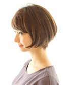 黒髪アッシュナチュラルショートで大人可愛く