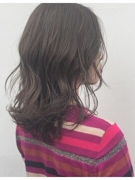 ゴッソホリエ(gosso horie) アッシュベージュカラー＋ゆるウェーブ