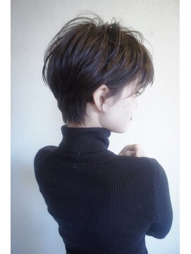 ディスオモテサンドウ 表参道(This OMOTESANDO) 似合わせヘア小顔前髪カットスタイル［表参道、青山］