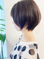 ロンド 表参道店(Lond)&nbsp;津賀雅也　リアルに可愛い前下がりショートボブ