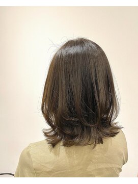 リリアーナ(LILIANA) 【LILIANA】ふんわりレイヤー×シアーブルー