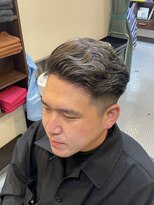 バーバー アカダマ&nbsp;アイロンパーマメンズバーバースタイル