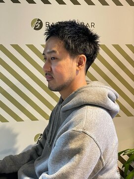 バーバーバー アカバネ(BARBER-BAR AKABANE) 大人の刈り上げスタイル【BARBER-BAR】