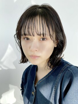 エアー 青山(AIR) シースルーバング/外ハネボブ/くびれボブ