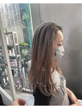 シェリ ヘアデザイン(CHERIE hair design) 福岡 ブリーチ ベージュ グレージュ ダブルカラー ハイライト