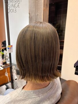 ナンバー エミライ 溝の口(N° emirai) 【ブリーチカラー】グレージュ