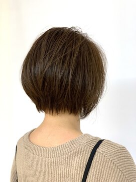 クオリス 上板橋店(QUALIS) 大人可愛い小顔ジャギーボブ似合わせオリーブベージュボブ