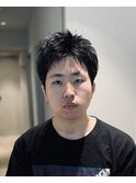 自然体なニュアンススパイキーショート。