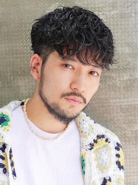 ブルーダー(Bruder) ツイストスパイラルパーマ　波巻き＋パーマ　刈り上げ　メンズ