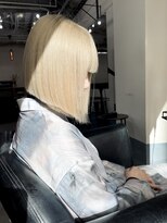 エシカ(ethica)&nbsp;【ethica_南船場】ホワイトブロンド×切りっぱなしボブ