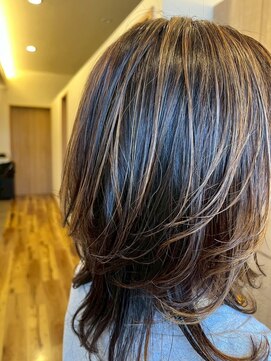 フフ 高蔵寺店(FuFu) 白髪ぼかしハイライト