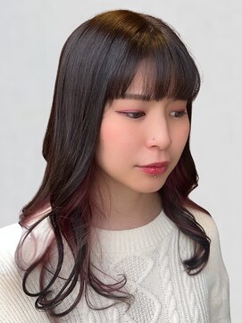 グラデーションカラー 前髪カット レッドカラー 艶髪 20代