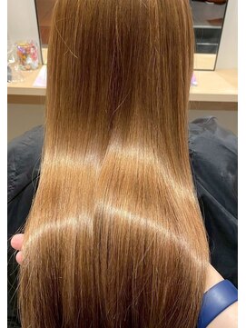 ジェコ ブラン(gecko. brun) ハイトーンベージュ/艶髪ストレート/髪質改善 #武蔵小山美容室