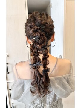 アーサス バイ ヘッドライト 三島店(ursus by HEADLIGHT) ツイン編み下ろしヘアセット