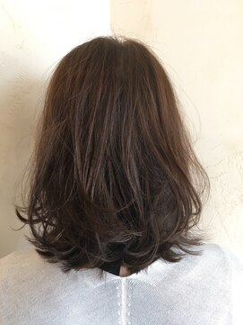 シェア(SHARE hair make works) 【SHARE】★パーマでセミディスタイル★