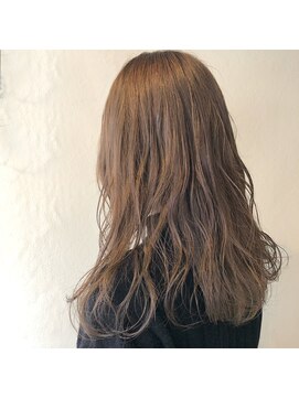 ソア(soa) 柔らかベージュ