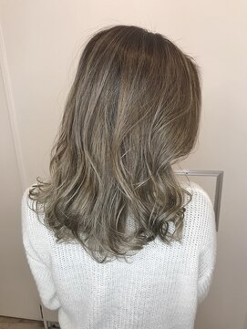 キコ(kico) ハイトーングレージュ