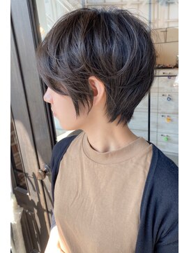 エニー 栄(Any) 洗練された大人かわいい×お手入れ簡単ショートボブ