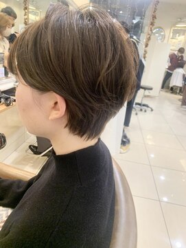 ネオリーブアイム 横浜西口店(Neolive aim) 大人かわいい小顔丸みのあるショートボブ　20代30代40代