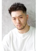 アイロンパーマアップバングスキンフェード【神戸三宮/元町】Bs