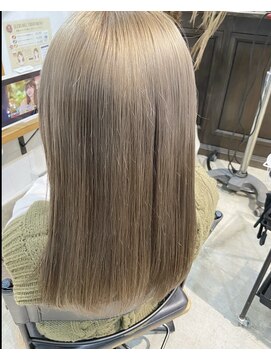 ヘアーステーション ハレラ(Hair station HaLe'LA) グレージュカラー