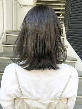 アールプラスヘアサロン(ar+ hair salon) 赤みを打ち消したオリーブベージュ