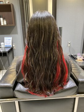 アイディー ヘアメイク(iDhair&make) インナーカラーレッド