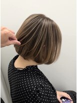 バサ 池袋東口店(BASSA) 【Toda】20代30代40代シャドールーツ/ボブ/白髪ぼかし