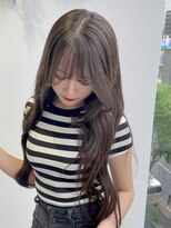 ビューシンサイバシ(VIEW SHINSAIBASHI)&nbsp;透明感グレージュカラー